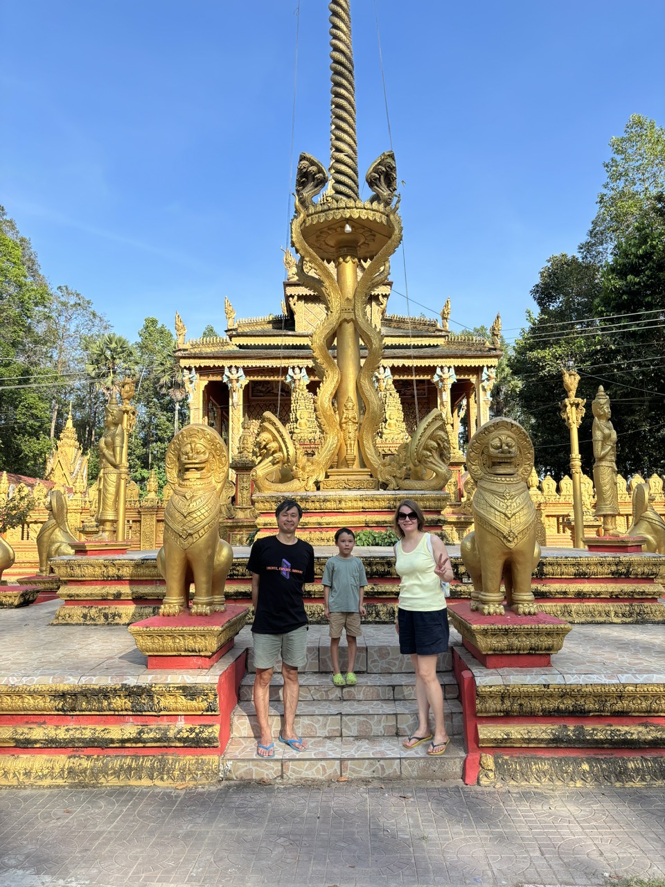 FULL DAY TOUR (CAN THO)- FLOATING MARKET & CYCLING